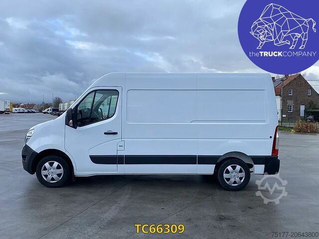 박스 밴 Nissan Interstar 130.35 L2H2