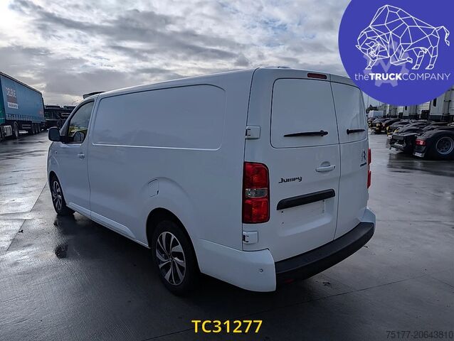 박스 밴 Citroen jumpy