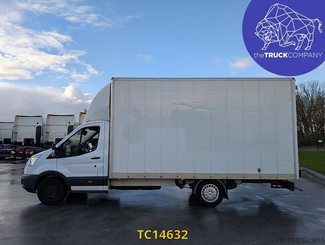 Ferðatösku Ford Transit BOX