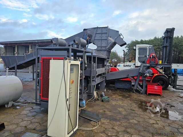 Tocător cu patru arbori Myllyojan Metalli Oy RC-250 RD