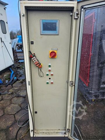 Tocător cu patru arbori Myllyojan Metalli Oy RC-250 RD
