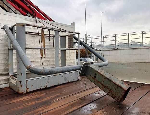 Vrachtauto met open laadbak MAN TG 360A