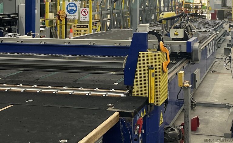 Mesa de corte de cristal Lisec LBR+ATHD+GFB+VB+BHK 60/30