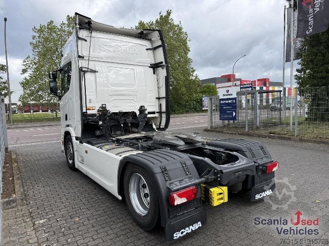 Standardni tegljač Scania R 460 NA - SUPER - HIGHLINE - 2x TANKs - ACC