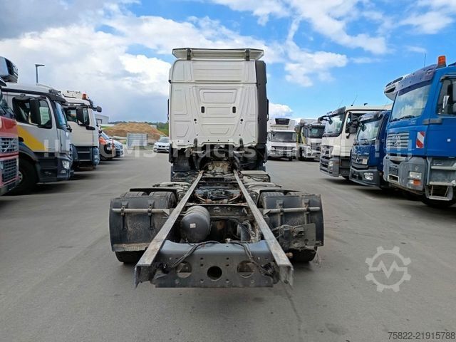 Kravas automašīnas šasija MERCEDES-BENZ Actros 1842 / Standklima / 6,5m / German