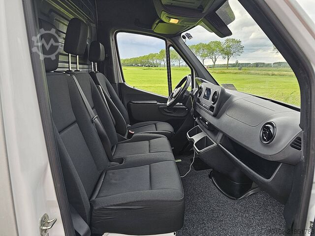 Hochdachkombi MERCEDES-BENZ SPRINTER 316 L2H2 Mbux Automaat!