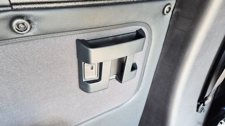 Xe buýt nhỏ MERCEDES-BENZ Sprinter Elektro 9 Sitzer Bürgerbus