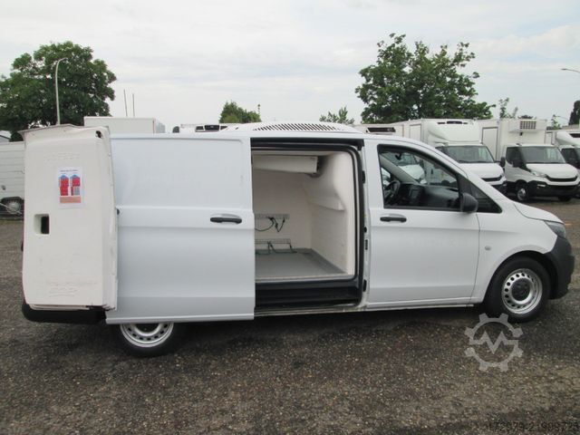 Hladilni dostavnik MERCEDES-BENZ Vito 111 CDI *Carrier Tiefkühler*Euro6*ATM*