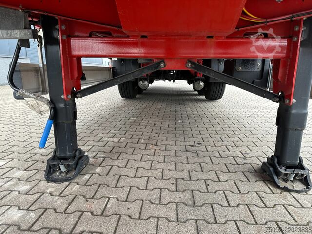 Platform römorku KAESSBOHRER new and unused Heavy-Duty flatbed / 690cm exten...