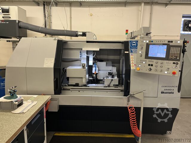 Yüzey taşlama tezgahı Okamoto OGM 250 UNCIII