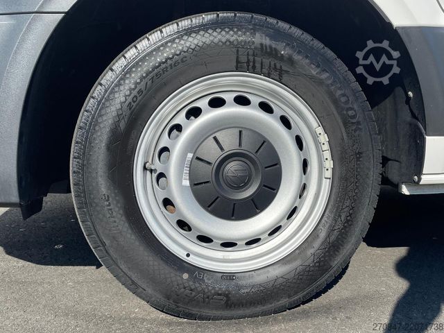 ואן גבוה-גג VOLKSWAGEN Crafter 35 L4H3 NAVI AHK RFK oh. Schäden