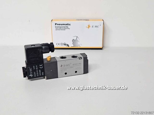 Pneumatyczny zawór magnetyczny EMC RV5221-08QE4B