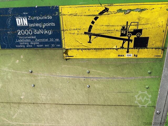 ฐานเปลี่ยนหีบพร้อมกระบะพื้นเรียบสเตชั่้นโหลดด้วยพื้นเรียบ Krone Baustoff 7,45 Multilockrahmen Türen