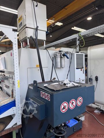 เครื่องกลึง CNC Spinner TC 800-77 MCY