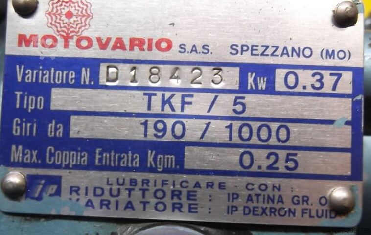 Motor de engrenagem ajustável 0,37 kW 190-1000 rpm MOTOVARIO** TKF/5