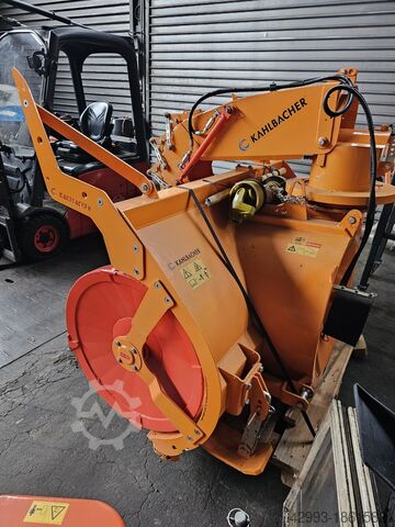 Uitrusting voor winteronderhoud Kahlbacher KFS 750/1600