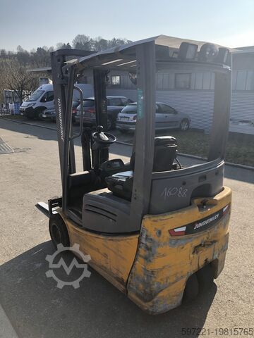 Elektrinė – 3 ratai Jungheinrich EFG 218k