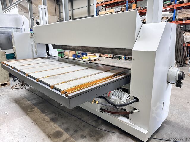 Sheet metal folder RAS 74.30  3200 x 4mm