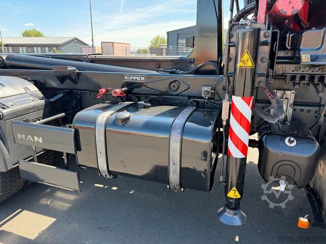 Anden MAN TGS 33.400 6x6 Winterdienst, Kran Fassi ,Meiller