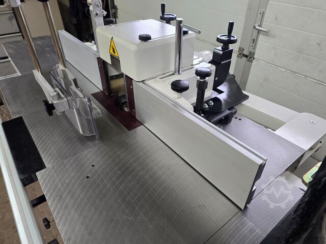 Fresatrice a tavola SCM tf130 class
