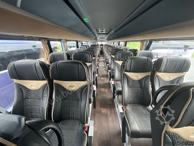 דו מפלסי Neoplan Skyliner L