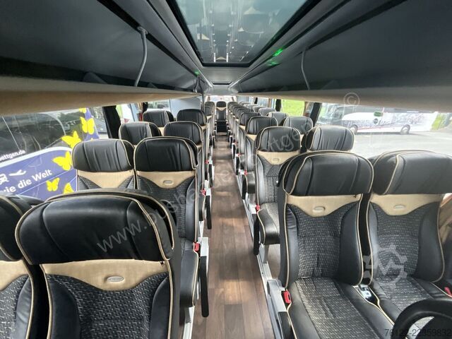דו מפלסי Neoplan Skyliner L