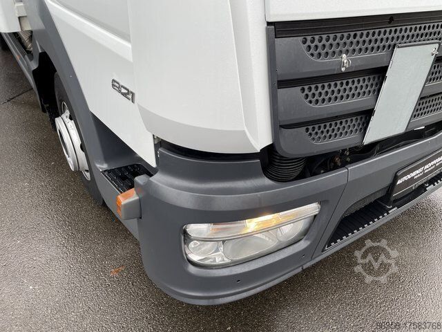 Skåpbil MERCEDES-BENZ Atego 821 L Koffer/LBW Klima Navi Kamera 2x AHK