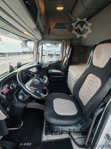 Standardni vlačilec FORD F-MAX 500