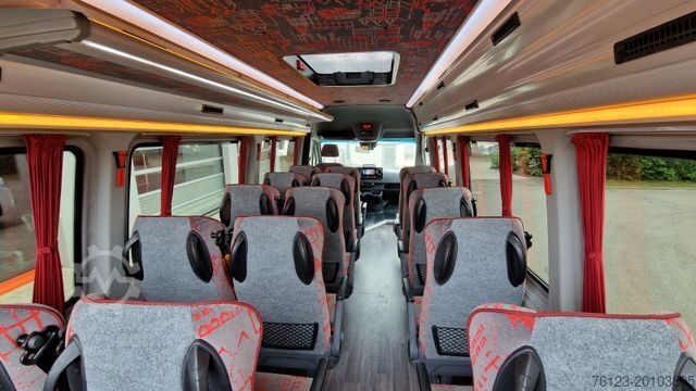 Kleinbus MERCEDES-BENZ Sprinter 415 ,19 SS Lagerfahrzeug in Stock