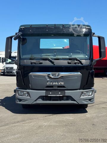 Kolmisuuntainen kippiauto MAN TGL 8.250 / 2 x AHK / STANDHEIZUNG / 6 ZYLINDER