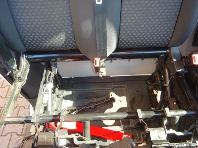 Korotettu pakettiauto FORD Transit Kasten 130PS 350 L3H3 Trend Navi ParkAs