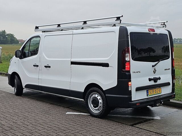 High-roof van RENAULT TRAFIC 2.0 DCI 120 COMFORT L2H1