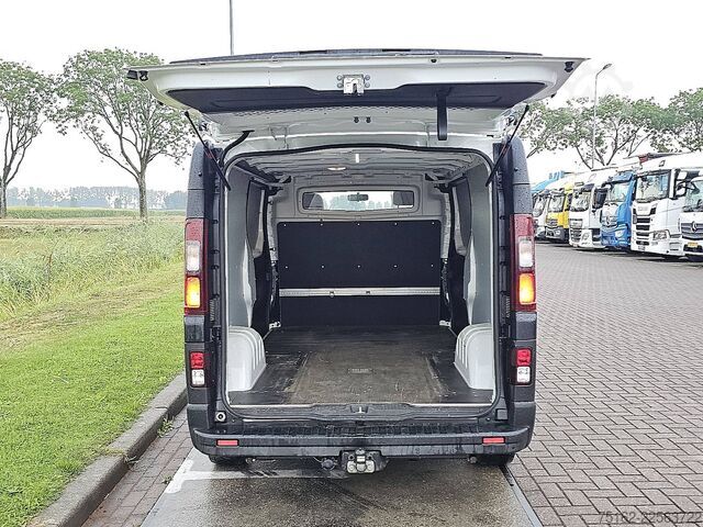 High-roof van RENAULT TRAFIC 2.0 DCI 120 COMFORT L2H1