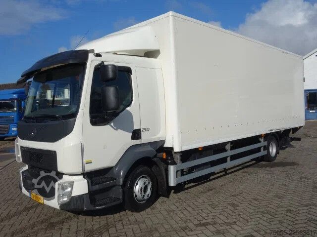 Suitcase Volvo FL 210