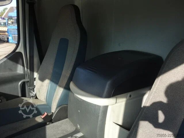Suitcase Volvo FL 210