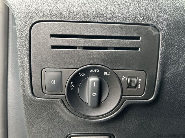 Pakettiauto MERCEDES-BENZ Vito 116 CDI Frischdienst L 2 Kühlkammern Klima
