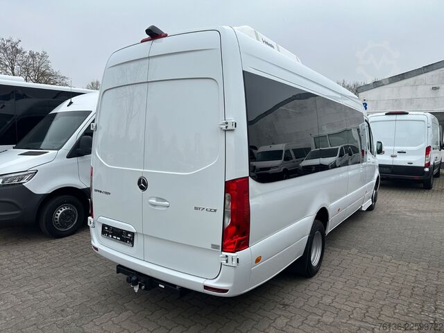 Minibus MERCEDES-BENZ Sprinter 517 21+3 Klima Standheizung Ahk Automat