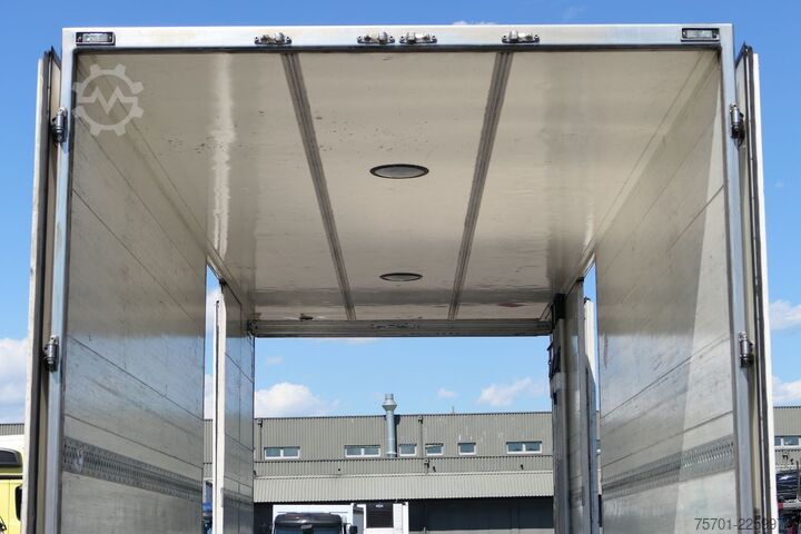 箱式挂车 ACKERMANN-FRUEHAUF A 18 Koffer 43m³ Durchladesystem