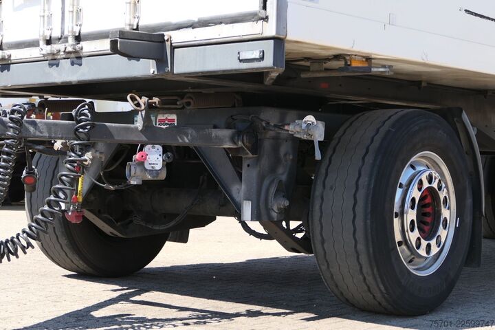 箱式挂车 ACKERMANN-FRUEHAUF A 18 Koffer 43m³ Durchladesystem
