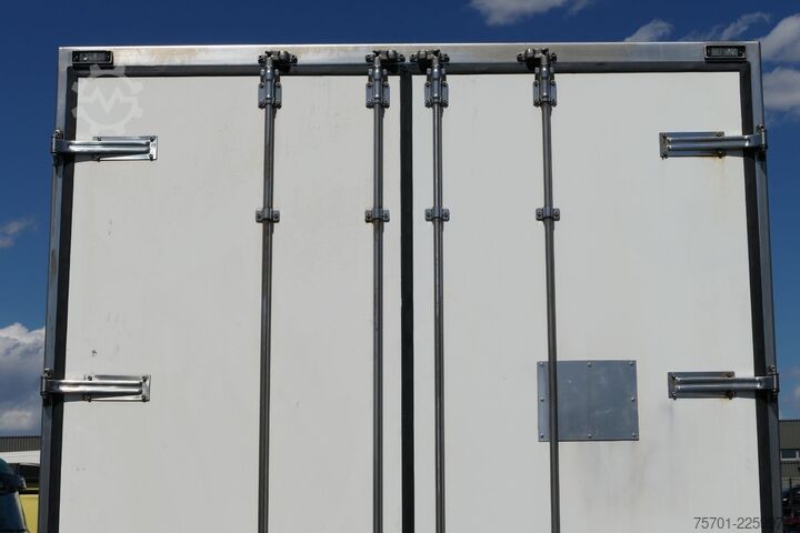 箱式挂车 ACKERMANN-FRUEHAUF A 18 Koffer 43m³ Durchladesystem
