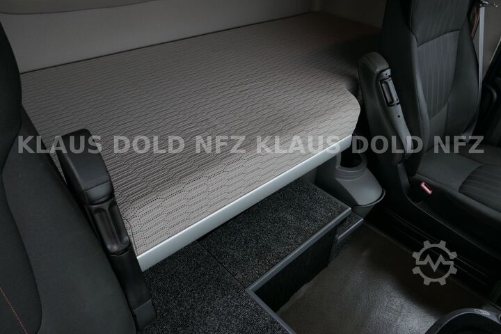 标准牵引车头 DAF XF 480 Space Cab XL-Tank Euro 6