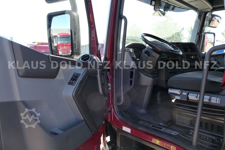 大容积牵引车头 RENAULT T 440 High Cab 2-Tanks Vollluft Euro 6