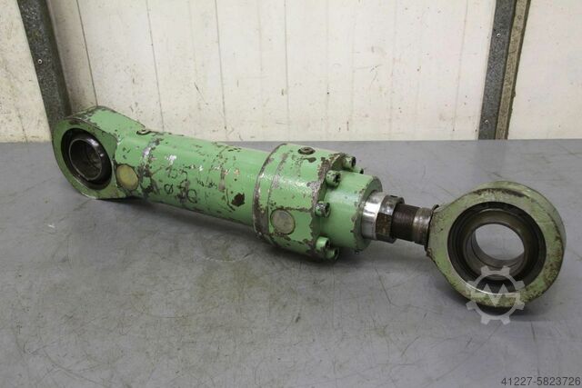 Hydraulikzylinder unbekannt Hub 155mm
