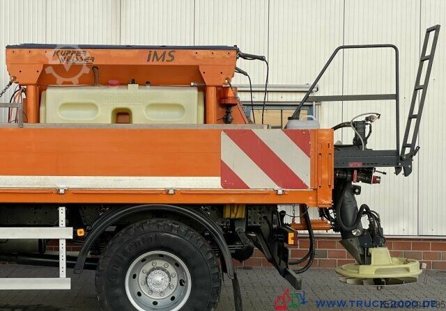 รถตู้ดัดแปลงพิเศษ Küpper-Weisser 2m3 Winter Feucht Salzstreuer Außenradantrieb