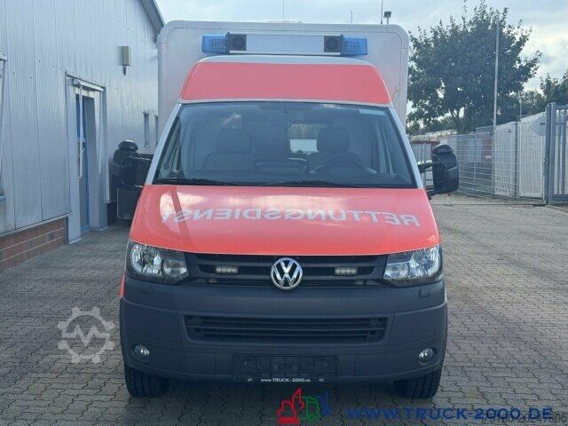 Brandweerwagen Volkswagen T5 2.0 TDI Autom KTW Krankentransport inkl Liege