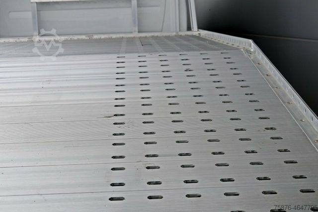 Autószállító furgon MERCEDES-BENZ Autotransporter 480x210 Voll - Aluminium