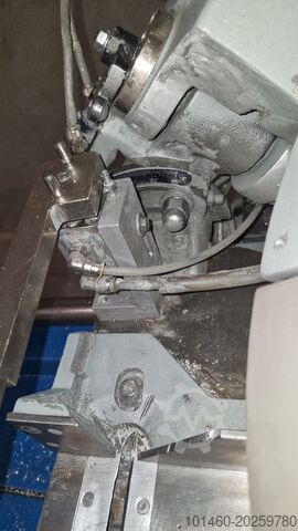 Mașină de tăiat la unghi cu două capete Pertici univer 403