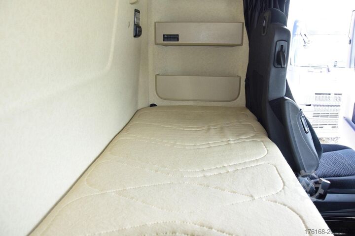 Unitate tractoare standard MERCEDES-BENZ Actros 5 1845 BigSpace