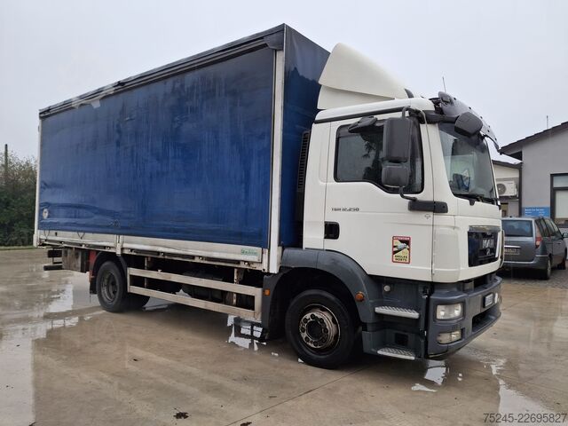 Tenteli düz yataklı kamyon MAN TGM 12.250
