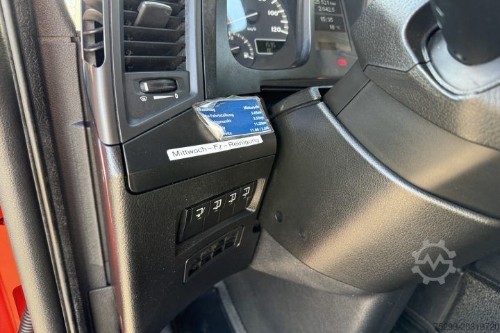 Camión frigorífico Mercedes-Benz Antos 2536 6x2 Lamberet / Swiss-Vehicle